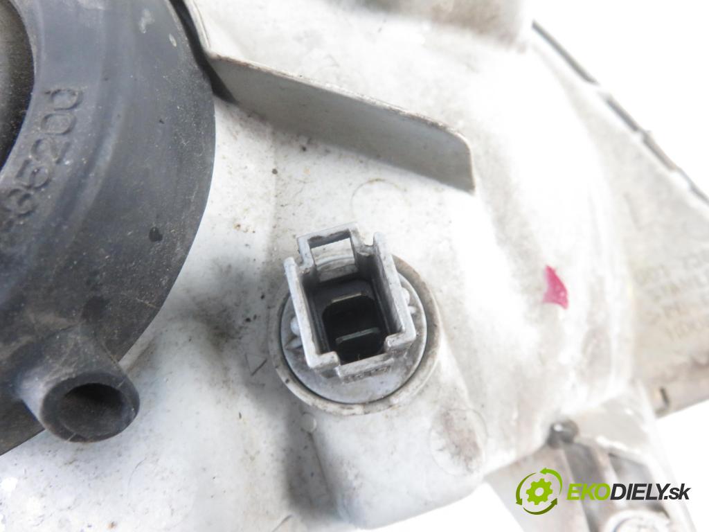 DAIHATSU TERIOS (J1_) SUV 1997 61,00 1.3 4WD (J100) - HC-EJ 1296,00 Svetlo LP 0017362