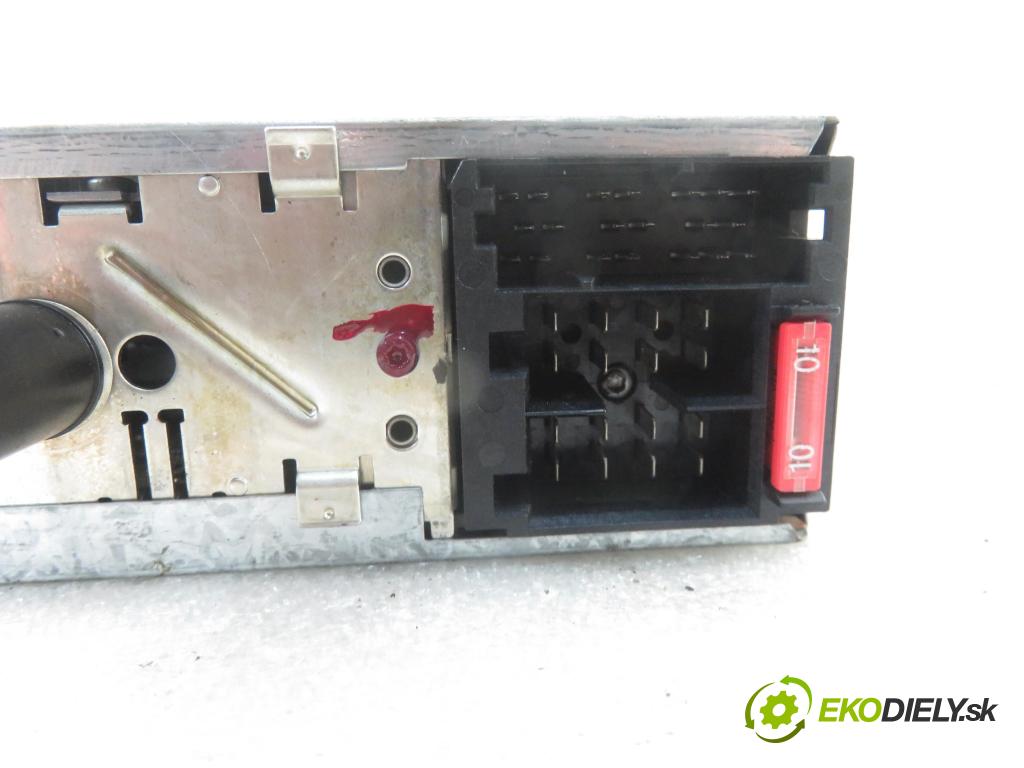VW LUPO (6X1, 6E1) HB 2001 74,00 1.4 16V - AUB 1390,00 RADIO Modul