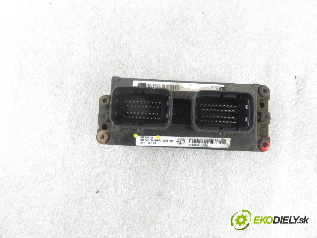 FIAT PANDA (169_) HB 2003 40,00 1.1 54 - 187 A1.000 1108,00 řídící jednotka motora IAW5AFSM