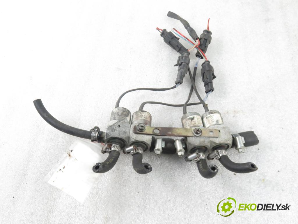 CITROEN XSARA (N1) LIFTBACK 2001 80,00 1.6 16V 109 - NFU 1587,00 Lišta vstrekovacia LPG 67R010187