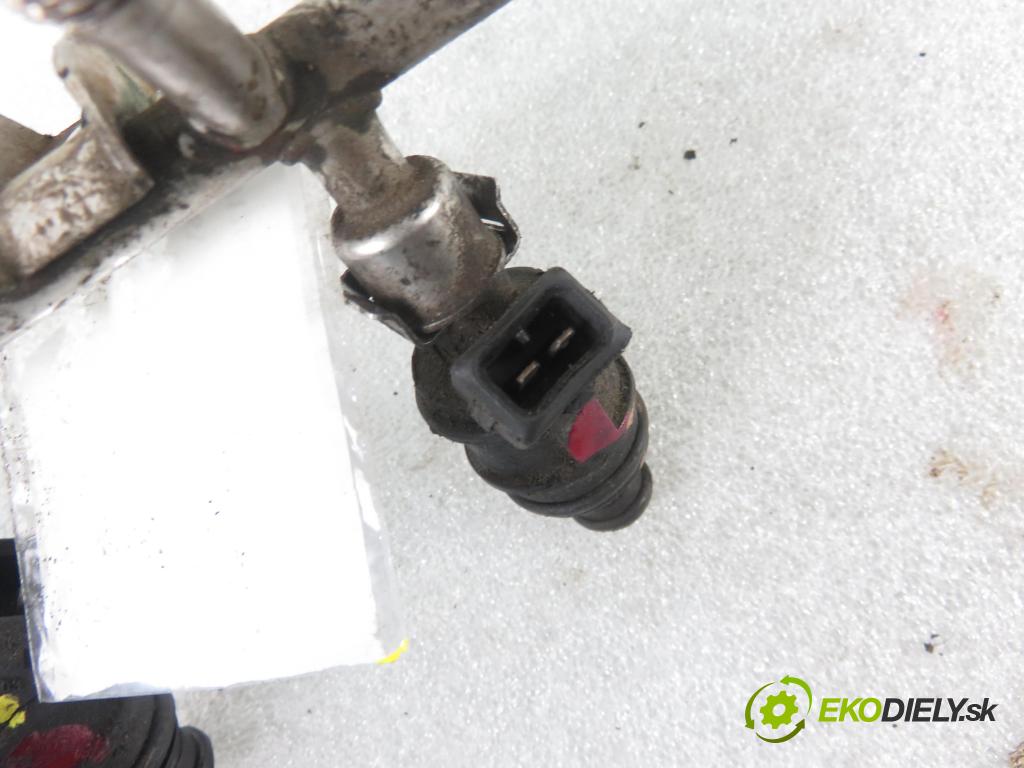 OPEL VECTRA C GTS (Z02) LIFTBACK 2003 90,00 1.8 16V 122 - Z 18 XE 1796,00 Lišta vstrekovacia 90536149 ; 5WK93151 (Vstrekovacie lišty)