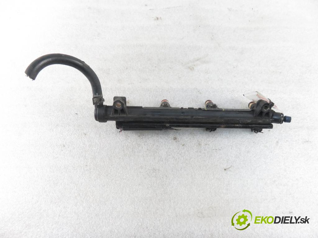 VW POLO (9N_) HB 2002 55,00 1.4 16V 75 - BBY 1390,00 Lišta vstrekovacia 036906031M ; 036133320 ; 036133320A (Vstrekovacie lišty)