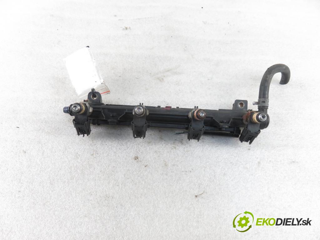 VW POLO (9N_) HB 2002 55,00 1.4 16V 75 - BBY 1390,00 Lišta vstrekovacia 036906031M ; 036133320 ; 036133320A (Vstrekovacie lišty)