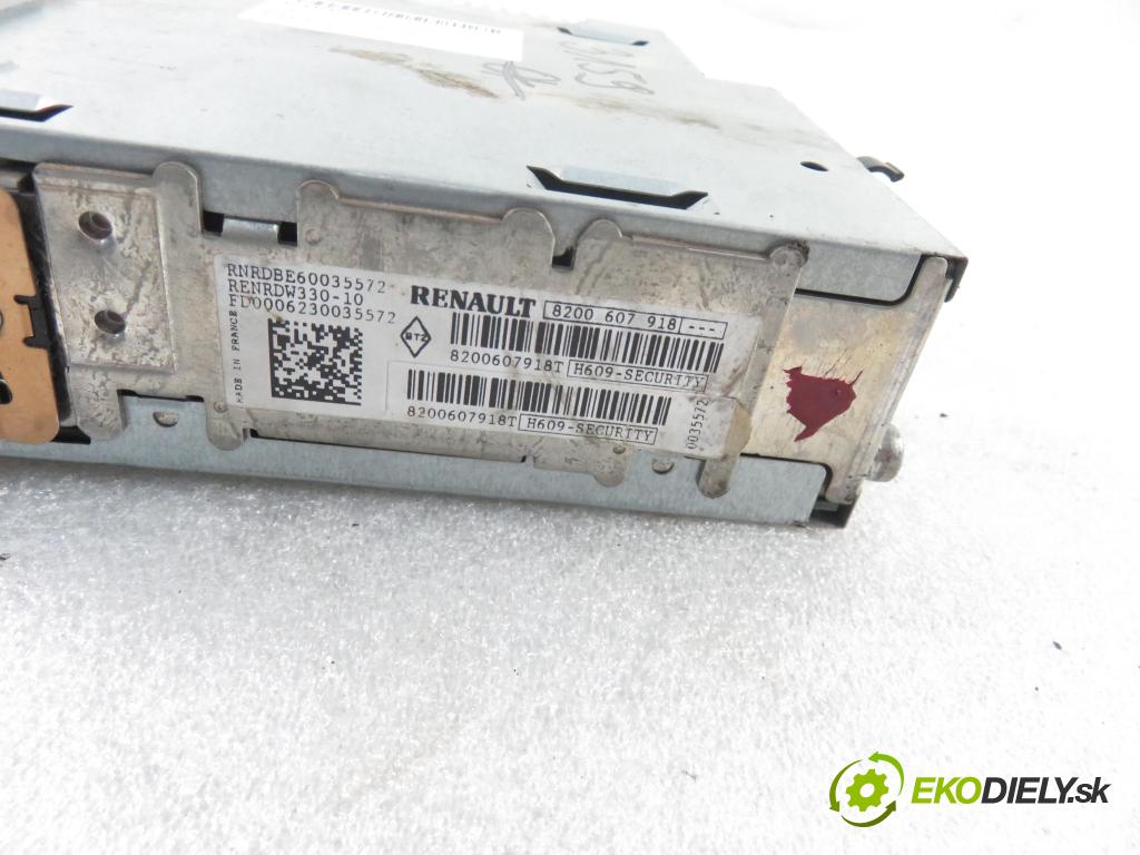RENAULT SCENIC II (JM0/1_) MINIVAN 2006 96,00 1.9 dCi (JM15) - F9Q 804 1870,00 RADIO CD 8200607918