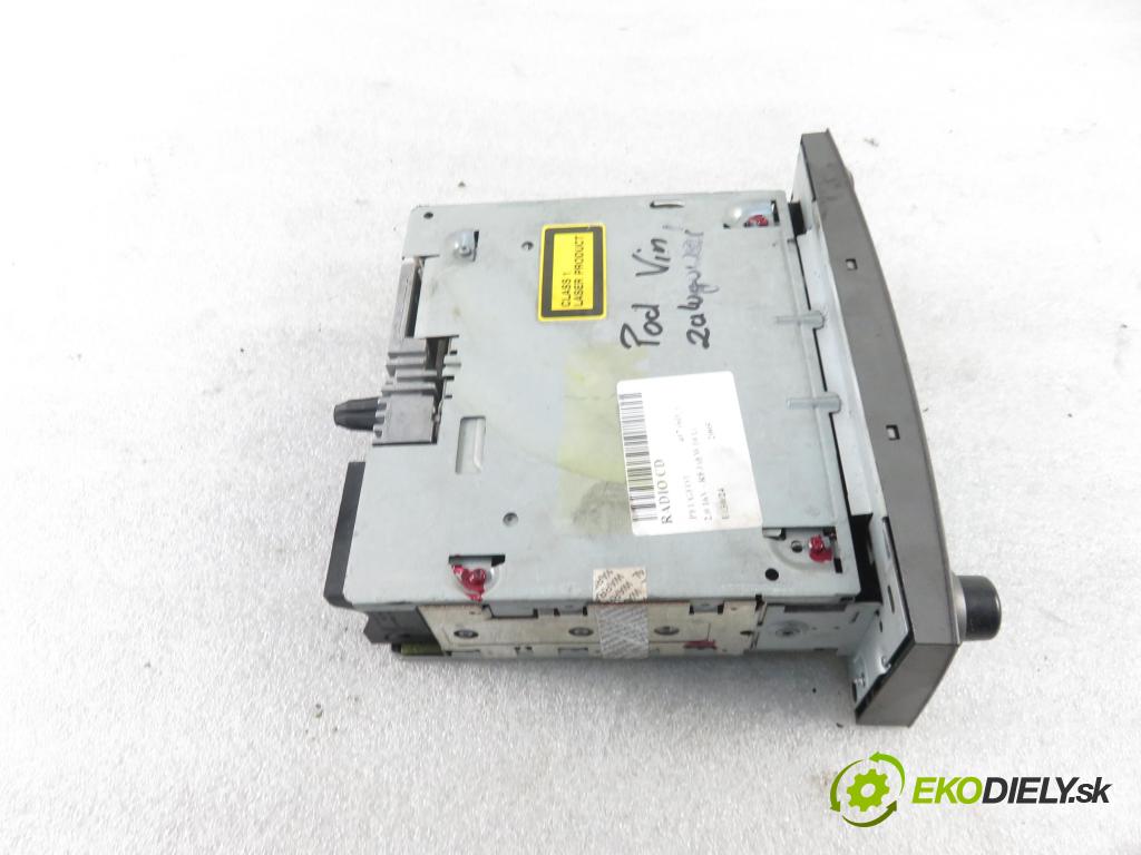 PEUGEOT 407 (6D_) SEDAN 2005 103,00 2.0 16V  1997,00 RADIO CD