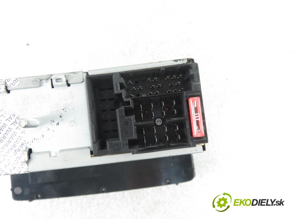 FIAT PANDA (169_) HB 2005 44,00 1.2 60 - 188 A4.000 1242,00 RADIO CD 7354349240