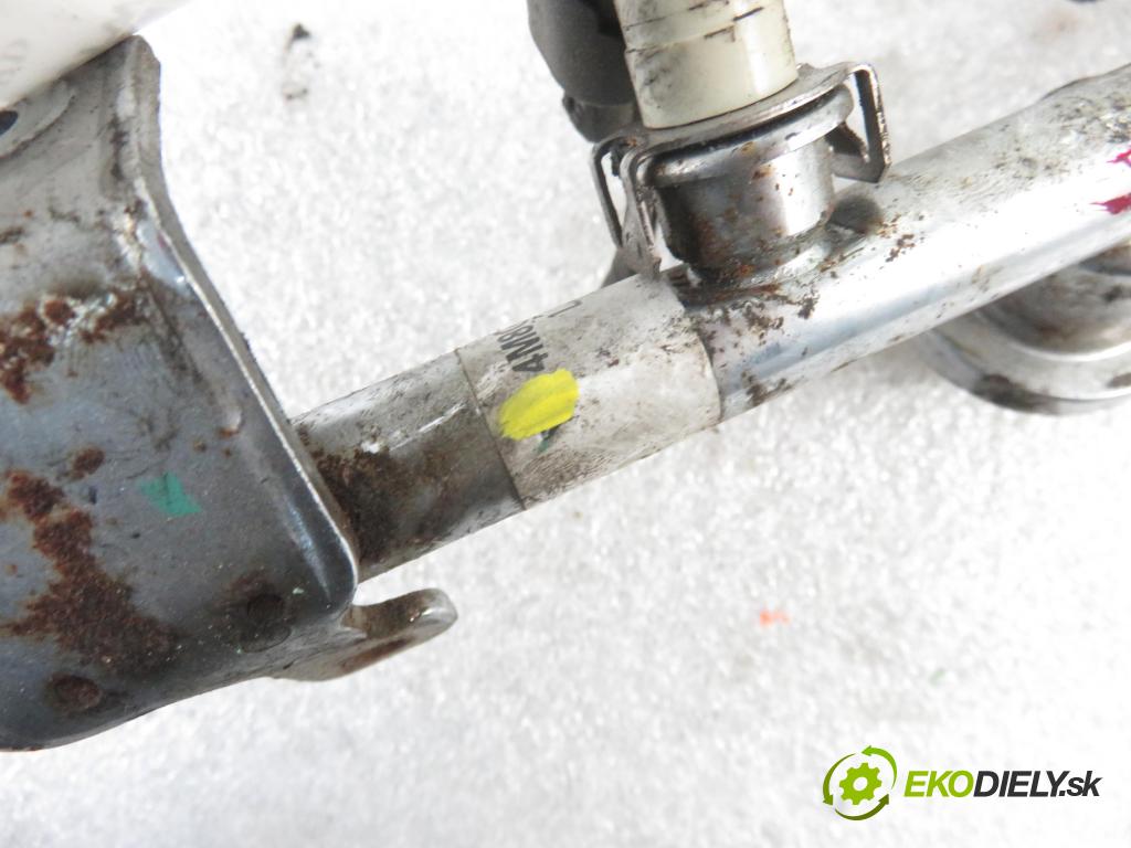 FORD FOCUS C-MAX (DM2) MINIVAN 2003 88,00 1.8 - CSDA 1798,00 Lišta vstrekovacia 4M8G9D280AA ; 0280156155 (Vstrekovacie lišty)