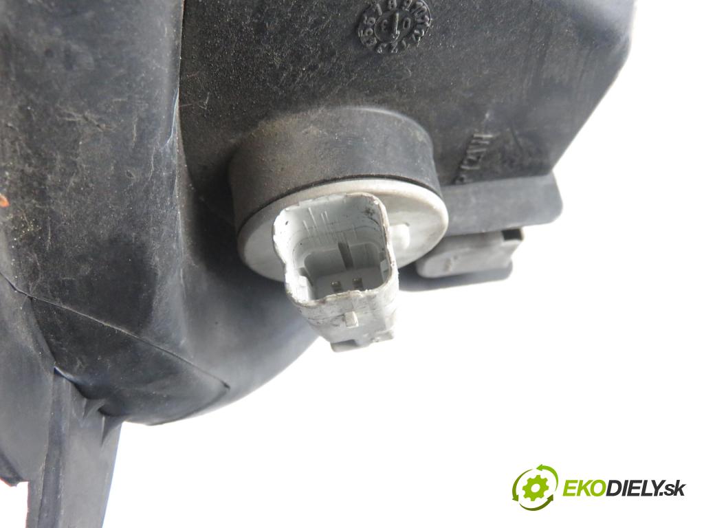 CITROEN XSARA PICASSO (N68) MINIVAN 2003 66,00 2.0 HDi 8V 90 - RHY 1997,00 Svetlo PP