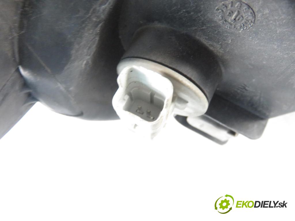 CITROEN XSARA PICASSO (N68) MINIVAN 2003 66,00 2.0 HDi 8V 90 - RHY 1997,00 Svetlo LP 9631495180