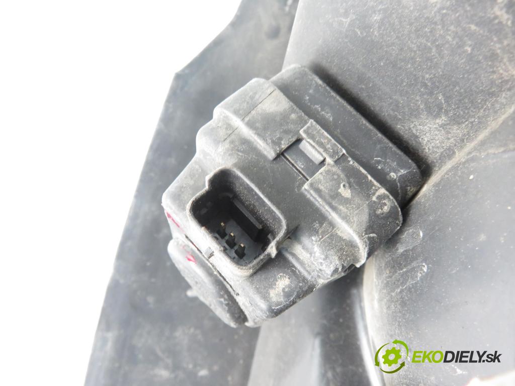 CITROEN XSARA PICASSO (N68) MINIVAN 2003 66,00 2.0 HDi 8V 90 - RHY 1997,00 Svetlo LP 9631495180