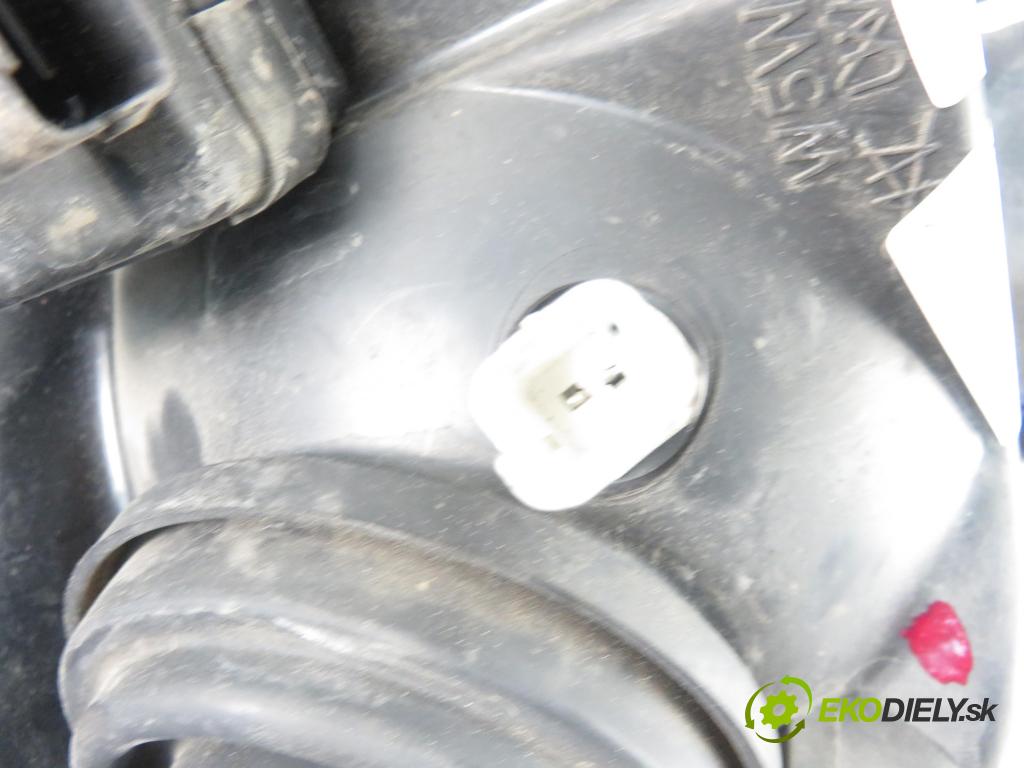 CITROEN XSARA PICASSO (N68) MINIVAN 2003 66,00 2.0 HDi 8V 90 - RHY 1997,00 Svetlo LP 9631495180