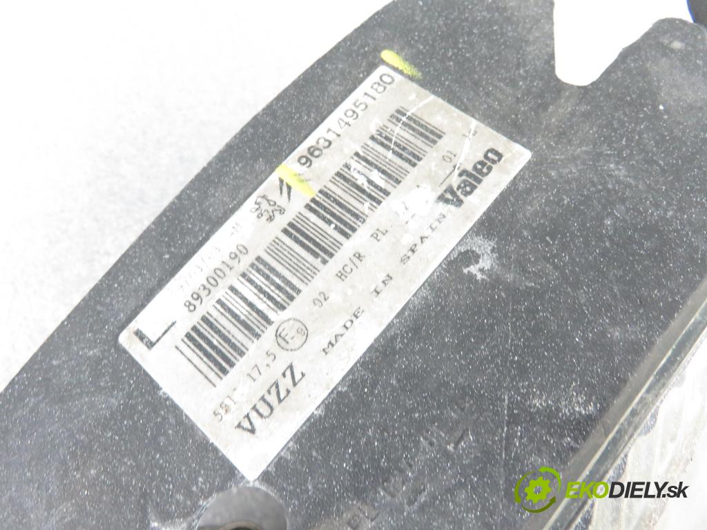 CITROEN XSARA PICASSO (N68) MINIVAN 2003 66,00 2.0 HDi 8V 90 - RHY 1997,00 Svetlo LP 9631495180