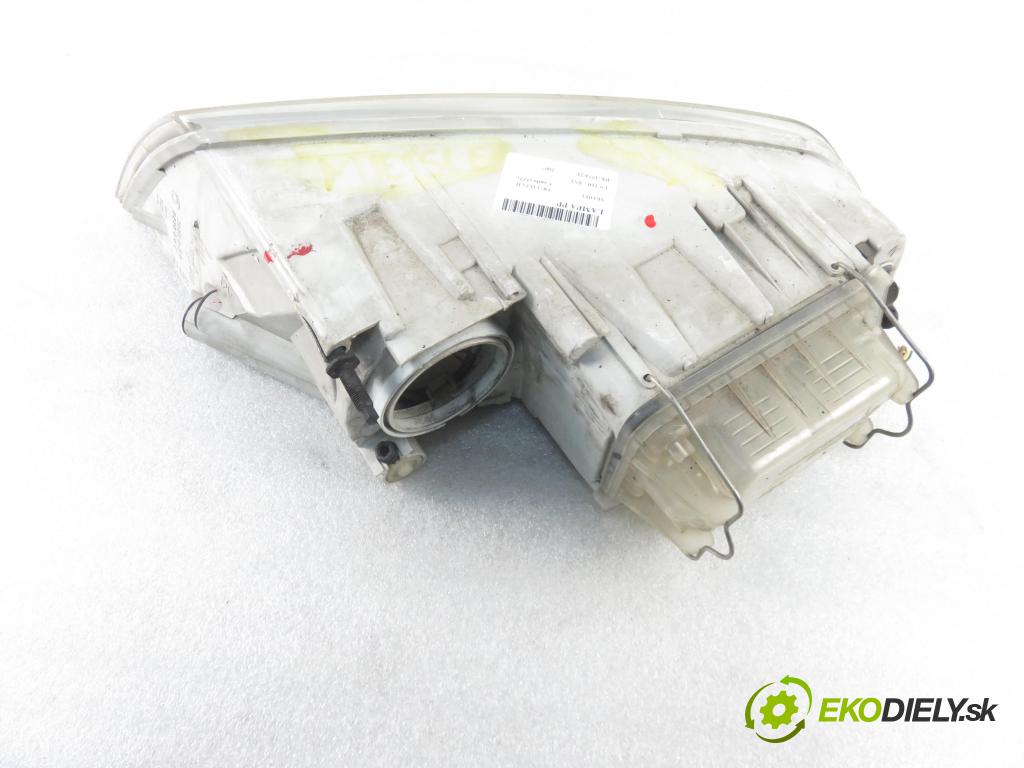 SKODA OCTAVIA II Combi (1Z5) KOMBI 2007 77,00 1.9 TDI - BXE 1896,00 Svetlo PP