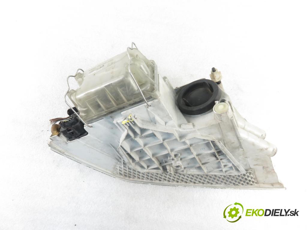 SKODA OCTAVIA II Combi (1Z5) KOMBI 2007 77,00 1.9 TDI - BXE 1896,00 Svetlo LP