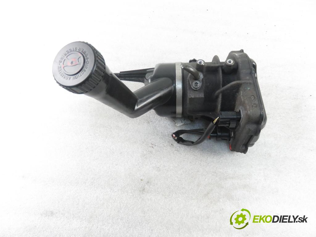 PEUGEOT 308 (4A_, 4C_) HB 2008 66,00 1.6 HDi 90 - 9HX (DV6ATED4) 1560,00 Pumpa servočerpadlo 9684979180