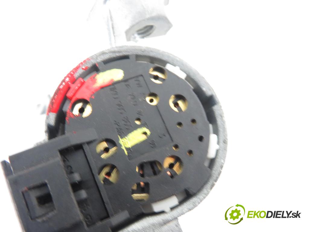 VW TOURAN (1T1, 1T2) MINIVAN 2004 100,00 2.0 TDI PD 16V 136 - AZV 1968,00 spinačka 1K0905865 (Spínacie skrinky a kľúče)