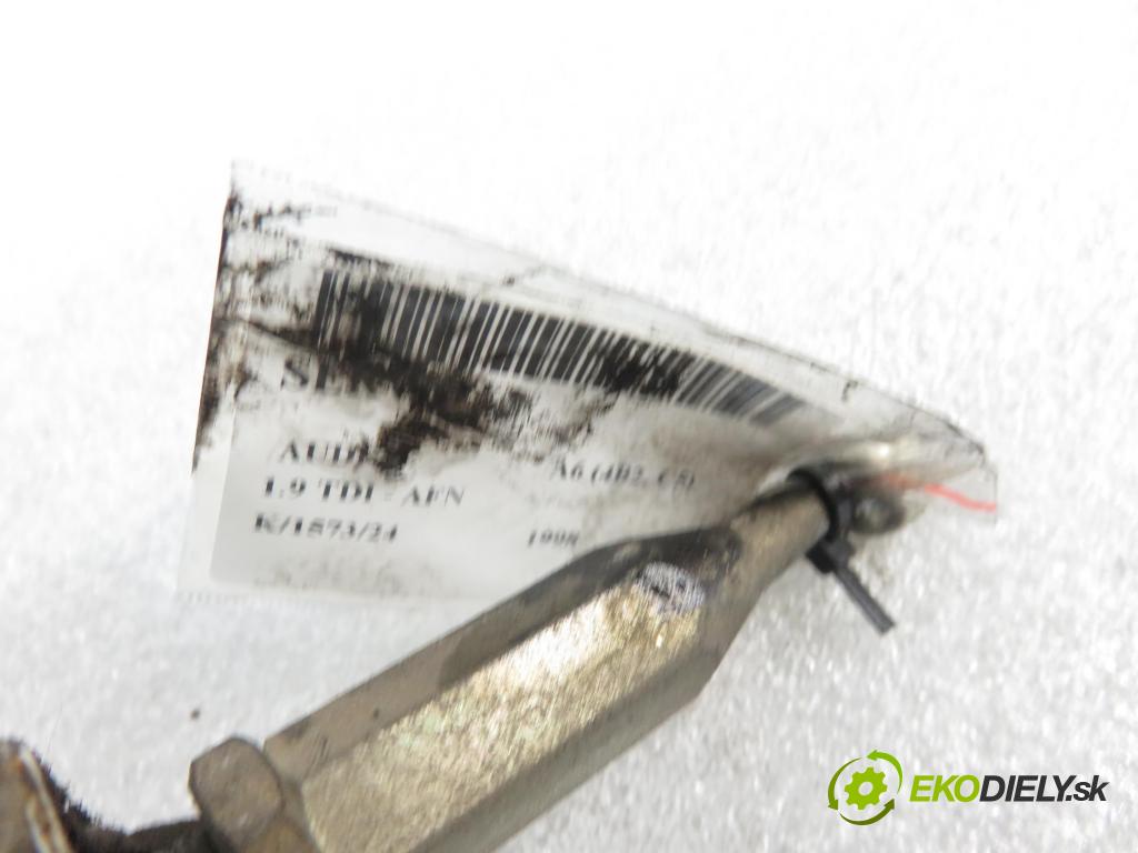 AUDI A6 (4B2, C5) SEDAN 1998 81,00 1.9 TDI - AFN 1896,00 Posilovač 8D0612105F (Servočerpadlá, pumpy riadenia)