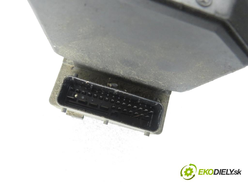 AUDI A6 (4B2, C5) SEDAN 1998 81,00 1.9 TDI - AFN 1896,00 Pumpa ABS 8E0614111B ; 0273004283 ; 0269920405 (Pumpy ABS)