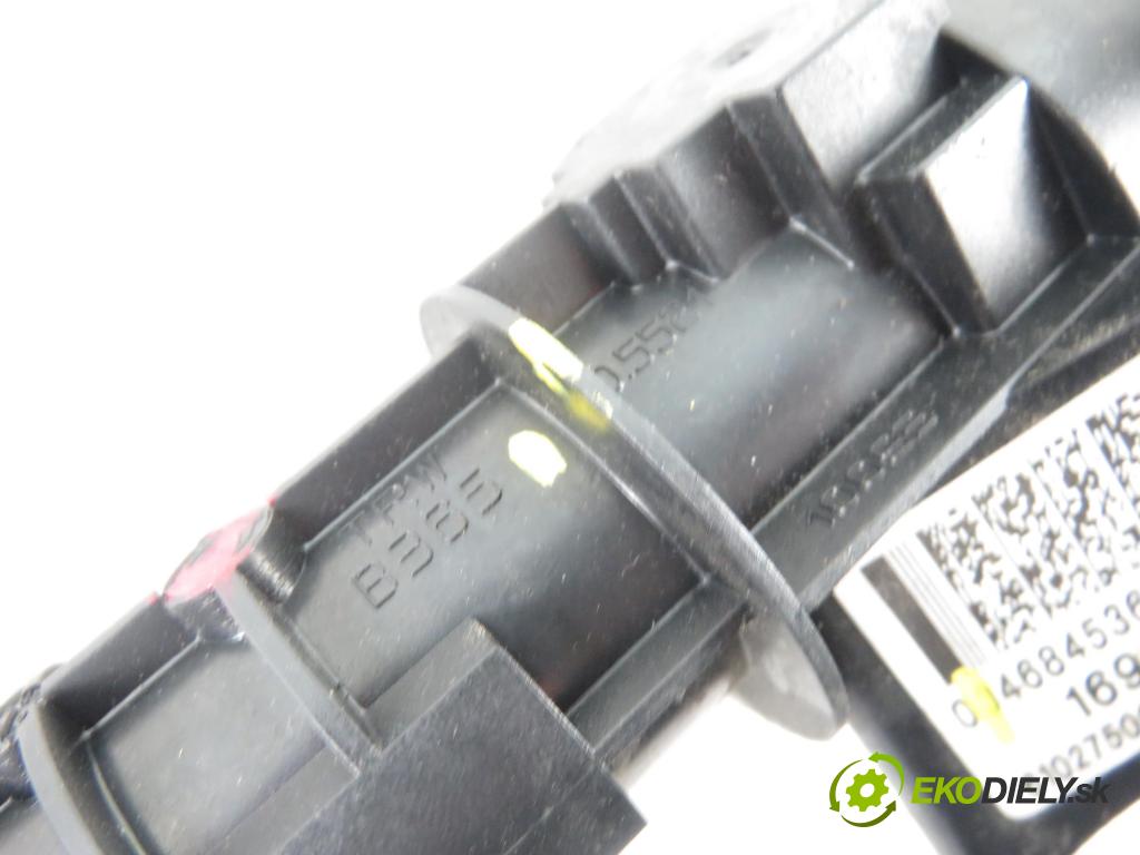 FIAT PANDA (169_) HB 2004 40,00 1.1 54 - 187 A1.000 1108,00 spinačka 468453610 ; 05521B365 (Spínacie skrinky a kľúče)