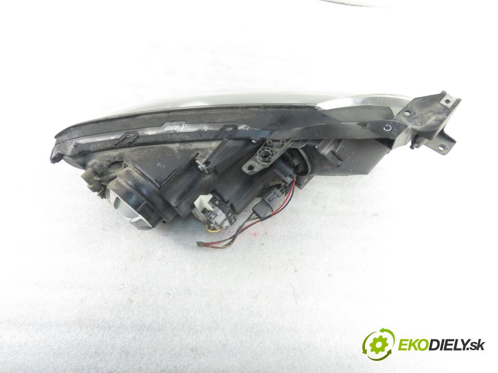 MAZDA CX-7 (ER) SUV 2011 0,00 2.2 MZR-CD AWD - R2AA 2184,00 Svetlo LP