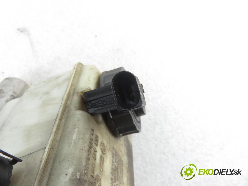 VW TOURAN (1T1, 1T2) MINIVAN 2004 100,00 2.0 TDI PD 16V 136 - AZV 1968,00 Posilovač 1T1614105G (Servočerpadlá, pumpy riadenia)