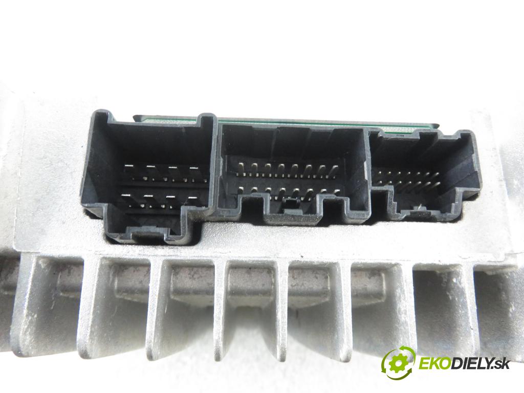 MAZDA CX-7 (ER) SUV 2011 0,00 2.2 MZR-CD AWD - R2AA 2184,00 Zosilňovač EH4466920 (Zosilňovače)