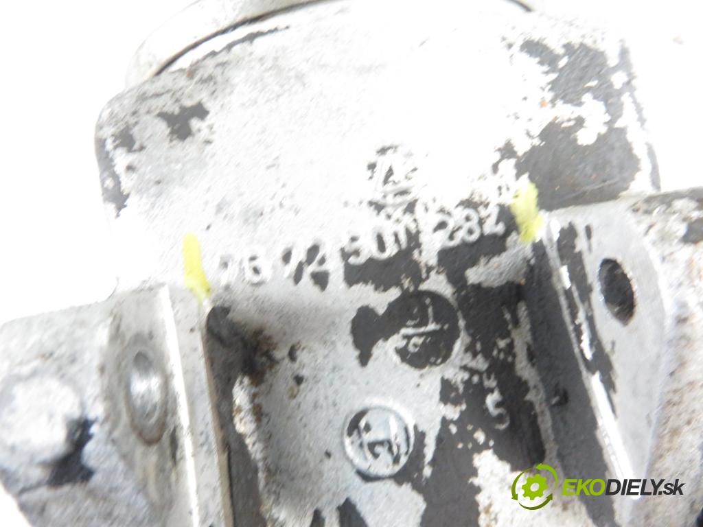 MERCEDES-BENZ 123 sedan (W123) SEDAN 1978 65,00 300 D 88 - OM 617.912 2998,00 Pumpa servočerpadlo 7672501284 (Servočerpadlá, pumpy riadenia)