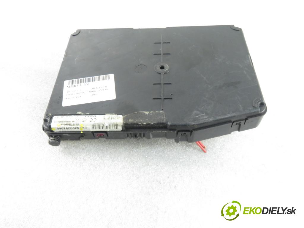 RENAULT MEGANE II (BM0/1_, CM0/1_) HB 2004 88,00 1.9 dCi 120 - F9Q 800 1870,00 MODUL BSI 8200292068 ; S118400300H ; 8200292068