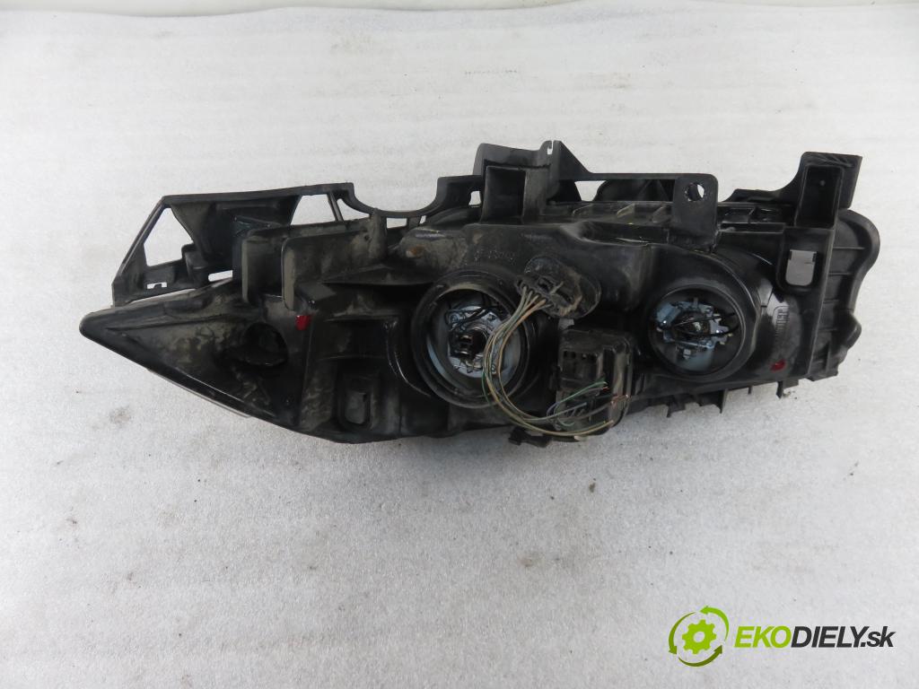 RENAULT MEGANE II (BM0/1_, CM0/1_) HB 2004 88,00 1.9 dCi 120 - F9Q 800 1870,00 Svetlo PP 8200476431