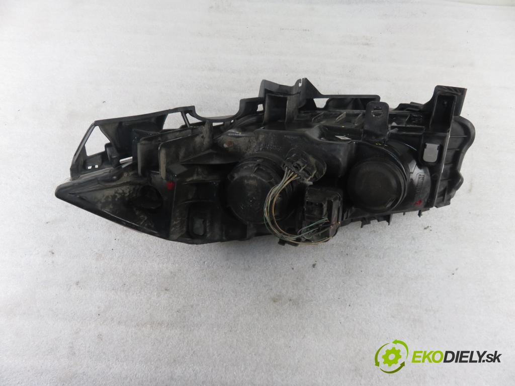 RENAULT MEGANE II (BM0/1_, CM0/1_) HB 2004 88,00 1.9 dCi 120 - F9Q 800 1870,00 Svetlo PP 8200476431