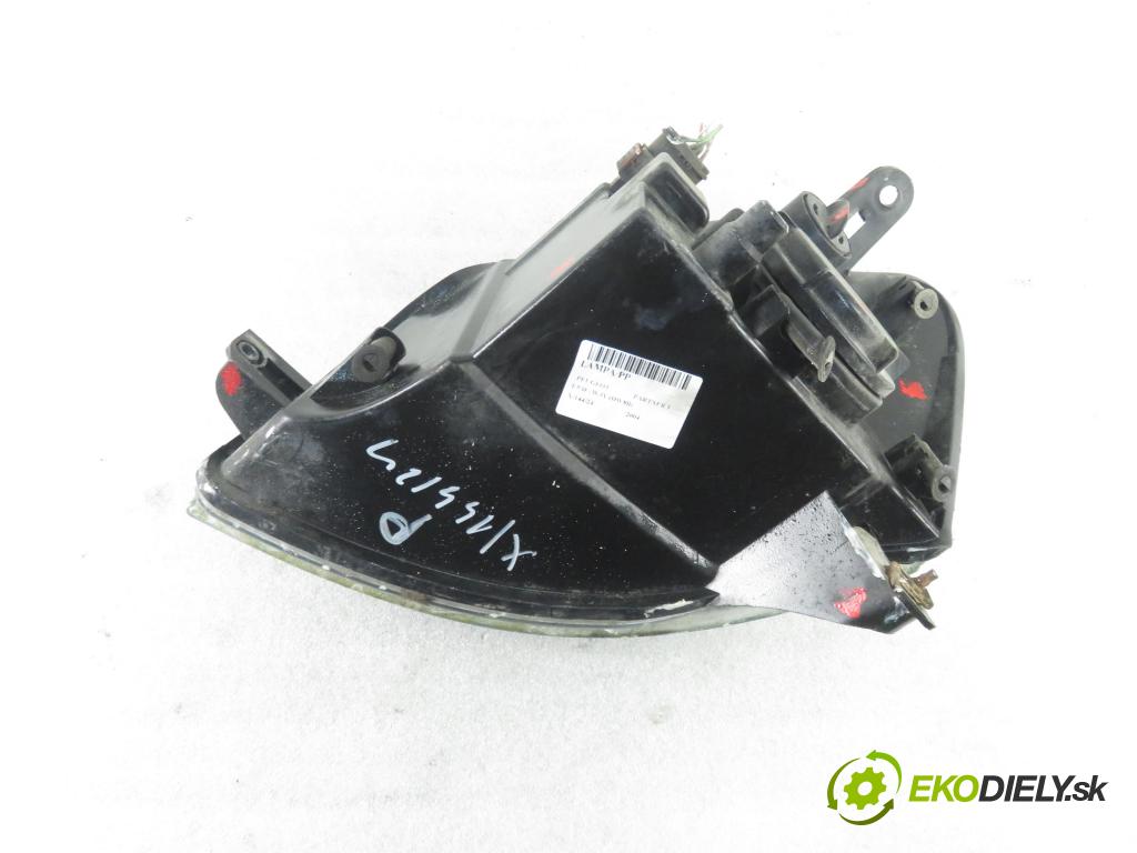 PEUGEOT PARTNER Skrzynia (5_, G_) KOMBIVAN 2004 51,00 1.9 D - WJY (DW8B) 1868,00 Svetlo PP