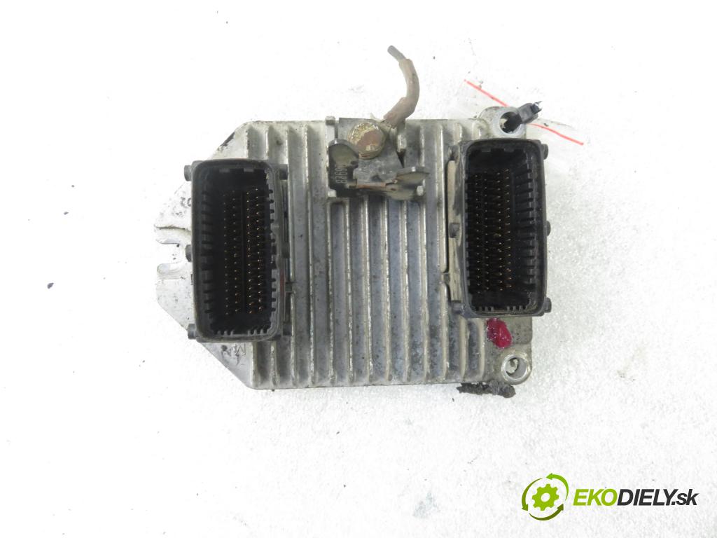 OPEL ZAFIRA A Nadwozie Wielkopojemne (MPV) (T98)  MINIVAN 2002 92,00 1.8 16V 125 - Z 18 XE 1796,00 řídící jednotka motora 55351703 ; 5WK91721