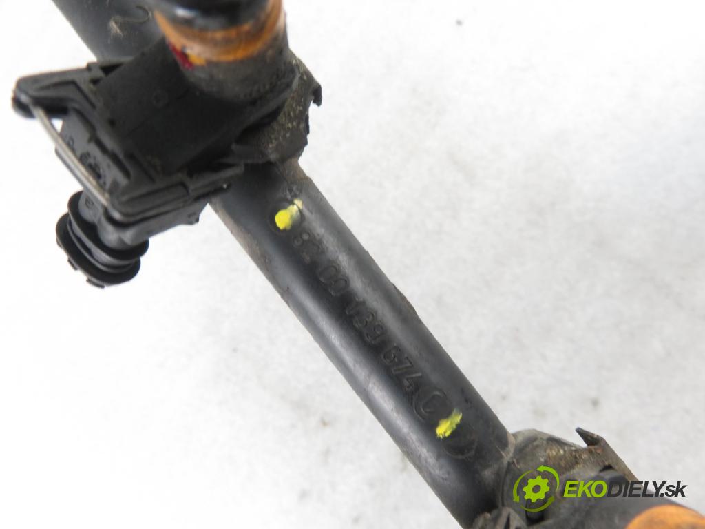 RENAULT THALIA I (LB0/1/2_) SEDAN 2004 0,00 1.4 16V - K4J 712 1390,00 Lišta vstrekovacia 8200139674C ; H029611 ; ITGM60 (Vstrekovacie lišty)