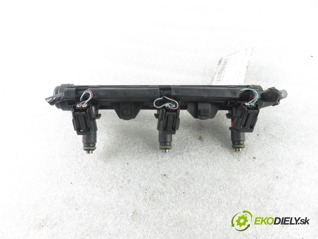 VW POLO (6R, 6C) HB 2010 44,00 1.2 - CGPB 1198,00 Lišta vstrekovacia 03E906031C ; 03E133320A ; 03E133319E (Vstrekovacie lišty)