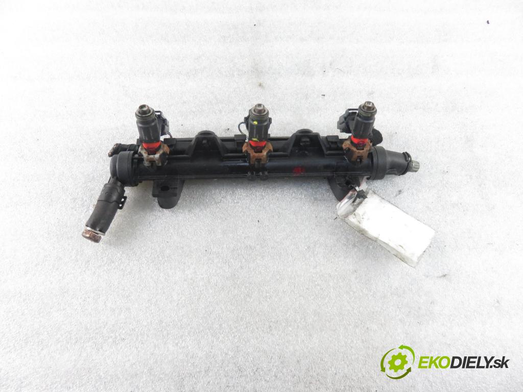 VW POLO (6R, 6C) HB 2010 44,00 1.2 - CGPB 1198,00 Lišta vstrekovacia 03E906031C ; 03E133320A ; 03E133319E (Vstrekovacie lišty)