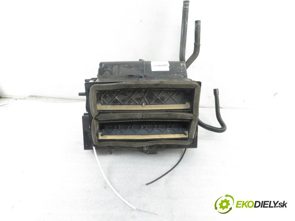 IVECO DAILY VI Furgon FURGON 2020 100,00 3.0 NaturalPower 136 - F1CFA401C 2998,00 topné těleso radiátor topení klimatizace 5S9020200 ; 5S9020100