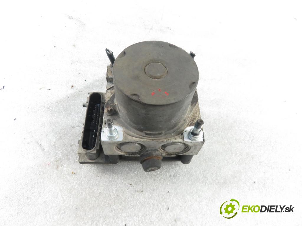 MITSUBISHI COLT VI (Z3_A, Z2_A) HB 2006 55,00 1.1 - 3A91 1124,00 Pumpa ABS 0265800403 ; 0265231502 ; MN116161 (Pumpy ABS)