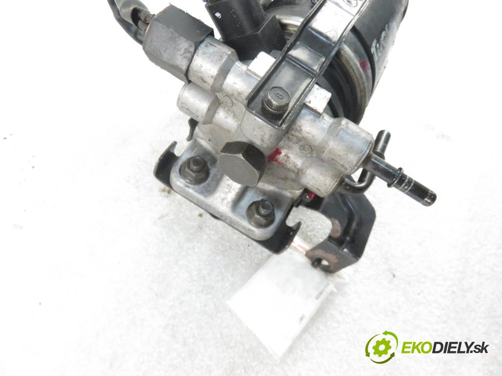 HYUNDAI TUCSON (JM) SUV 2007 103,00 2.0 CRDI Napęd na wszystkie koła - D4EA-F 1991,00 Obal filtra paliva  (Obaly filtrov paliva)