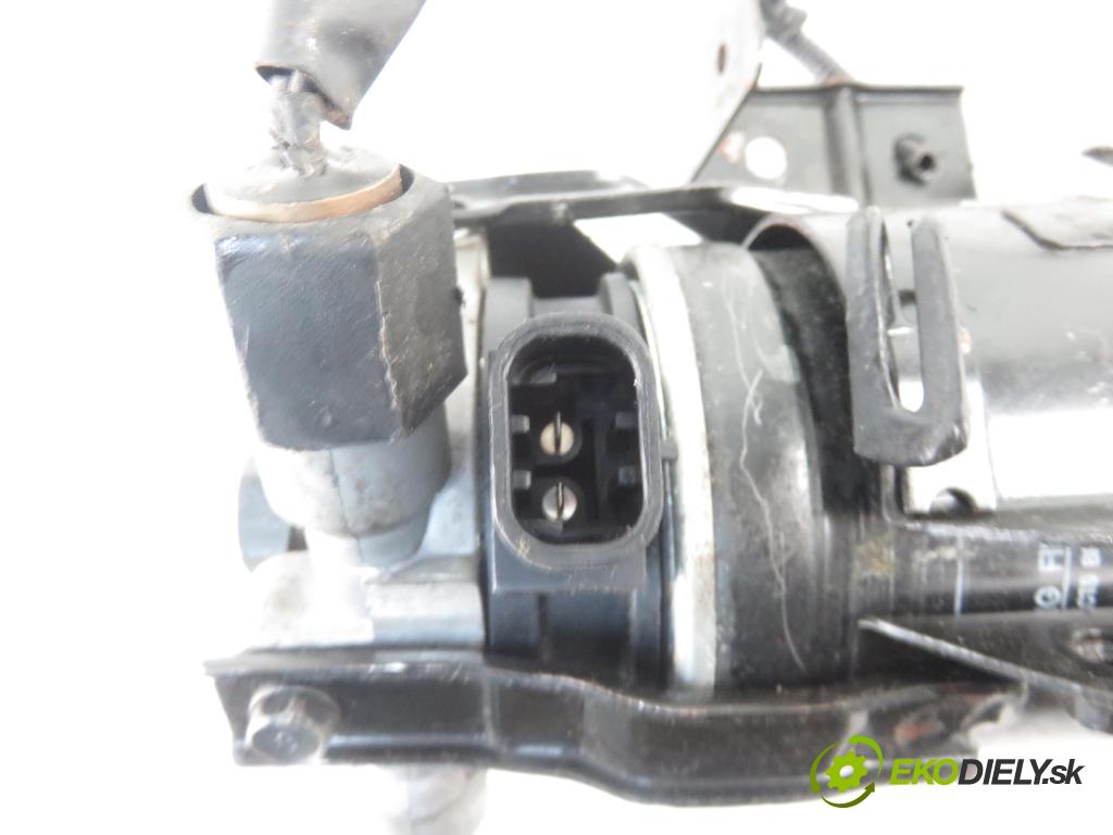 HYUNDAI TUCSON (JM) SUV 2007 103,00 2.0 CRDI Napęd na wszystkie koła - D4EA-F 1991,00 Obal filtra paliva  (Obaly filtrov paliva)