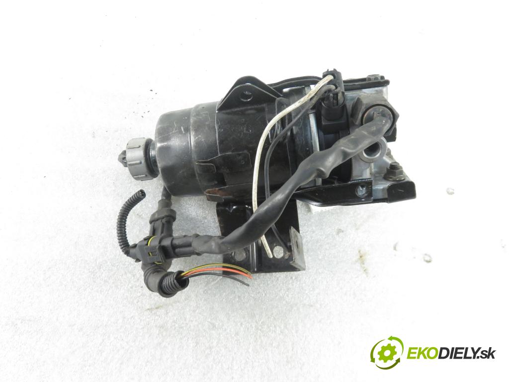 HYUNDAI TUCSON (JM) SUV 2007 103,00 2.0 CRDI Napęd na wszystkie koła - D4EA-F 1991,00 Obal filtra paliva  (Obaly filtrov paliva)