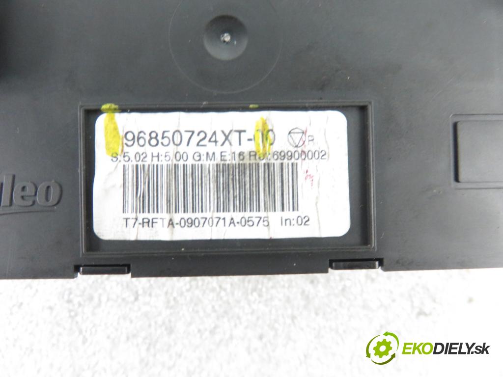 PEUGEOT 308 (4A_, 4C_) HB 2009 88,00 1.6 VTi 120 - 5FW (EP6) 1598,00 Panel kúrenia KLIMATRONIK 96850724XT