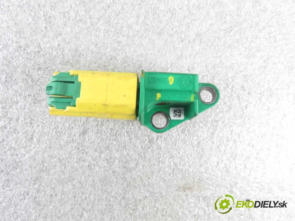 SEAT TOLEDO III (5P2) MINIVAN 2005 103,00 2.0 TDI 16V - BKD 1968,00 Snímač nárazu 5WK43273 ; 1K0909606 (Snímače nárazu)