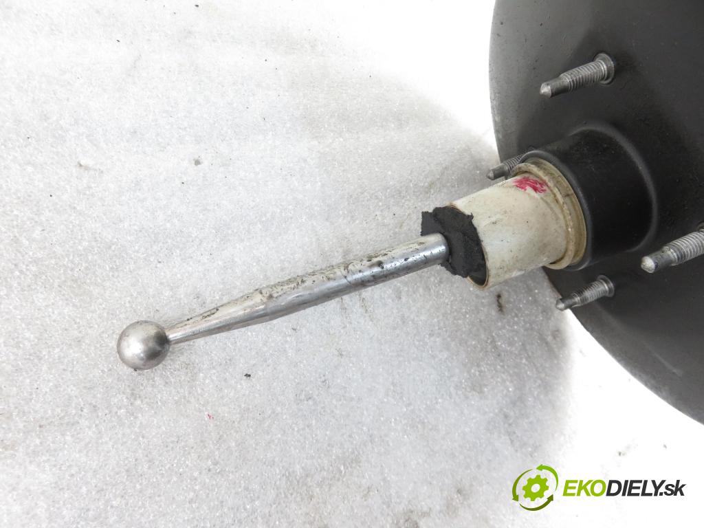 VW GOLF IV (1J1) HB 1998 66,00 1.9 TDI - AGR 1896,00 Posilovač 1J1614105H (Servočerpadlá, pumpy riadenia)