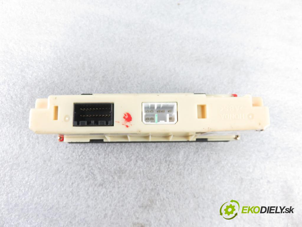 HONDA ACCORD VI (CK, CG, CH, CF8) SEDAN 2000 108,00 2.0 VTEC 147 - F20B6 1997,00 Panel kúrenia KLIMATRONIK 79600S1AN42
