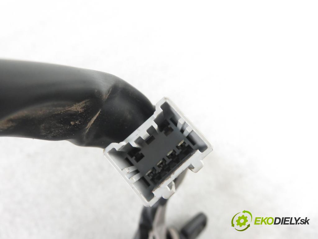 HONDA ACCORD VI (CK, CG, CH, CF8) SEDAN 2000 108,00 2.0 VTEC 147 - F20B6 1997,00 spinačka  (Spínacie skrinky a kľúče)