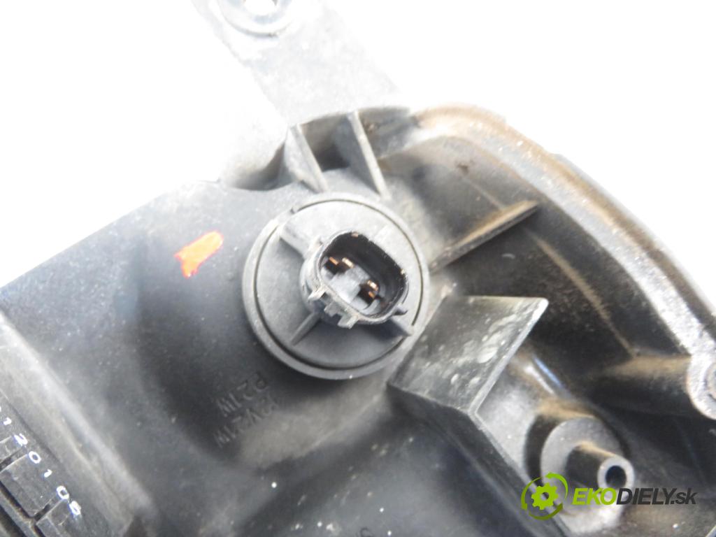 SUZUKI IGNIS (FH) HB 2001 61,00 1.3 4WD 83 (RG413) - M13A 1328,00 Svetlo LP