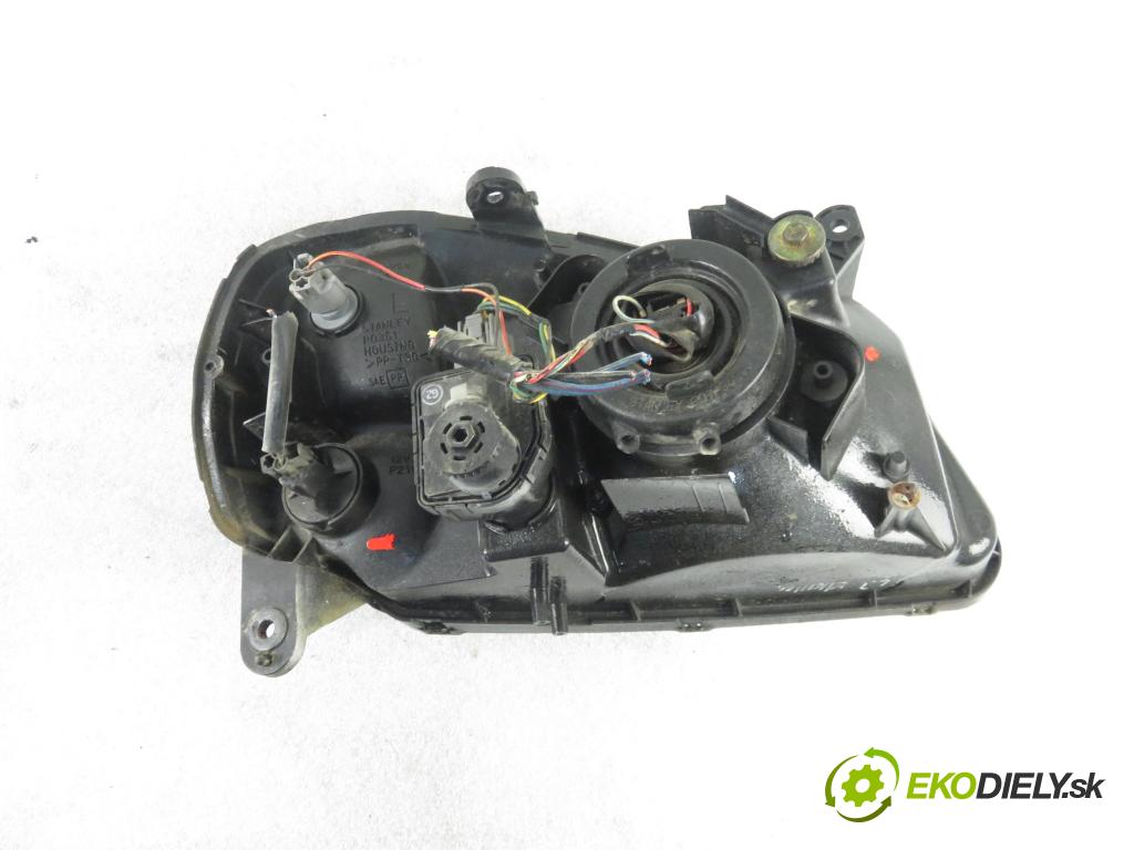 SUZUKI IGNIS (FH) HB 2001 61,00 1.3 4WD 83 (RG413) - M13A 1328,00 Svetlo LP