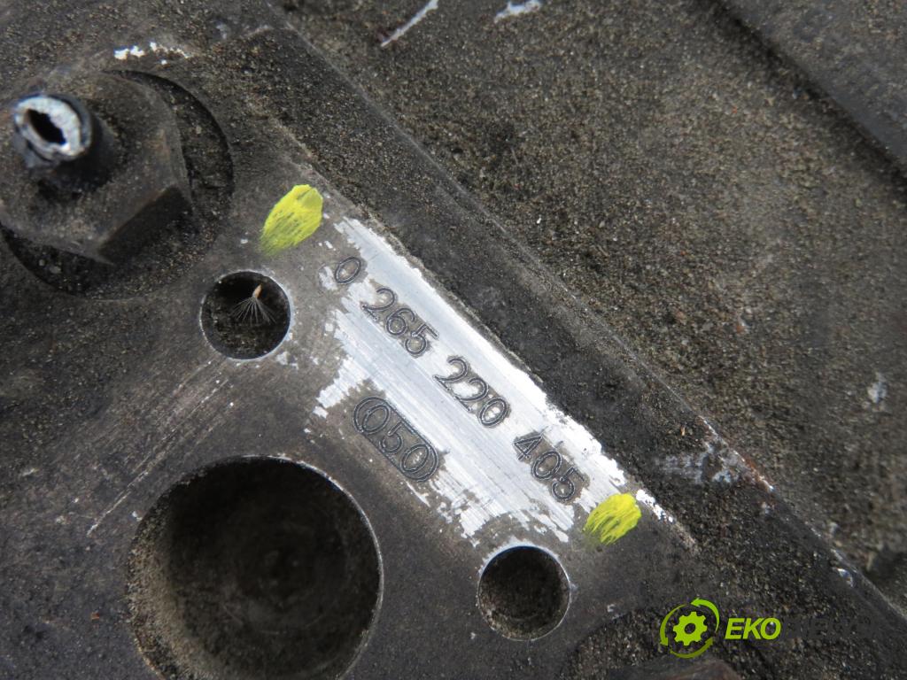 AUDI A4 Avant (8D5, B5) KOMBI 2000 81,00 1.9 TDI - AFN 1896,00 Pumpa ABS 8E0614111B ; 0265220405 (Pumpy ABS)