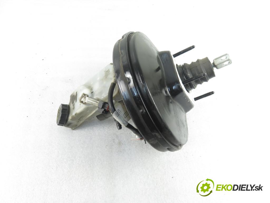 FORD FOCUS II Turnier (DA_, FFS, DS) KOMBI 2006 80,00 1.6 TDCi 109 - G8DE 1560,00 Posilovač 3M512B195GB (Servočerpadlá, pumpy riadenia)