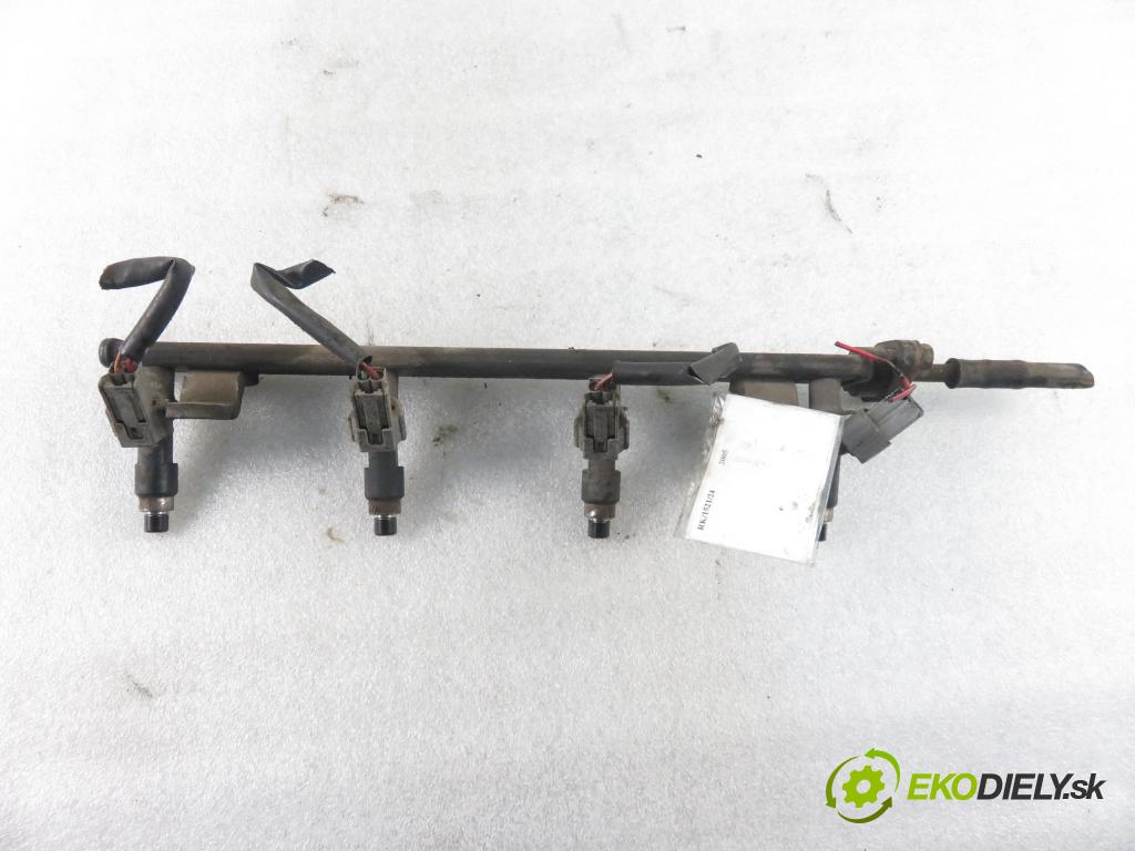 MITSUBISHI OUTLANDER I (CU_W) SUV 2005 118,00 2.4 4WD 160 (CU5W) - 4G69 2378,00 Lišta vstrekovacia 028142916 (Vstrekovacie lišty)